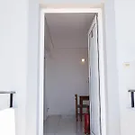 Thea Apartment *