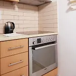 Thea Apartment *