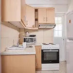Apartment Thea *