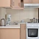 Thea Apartment *