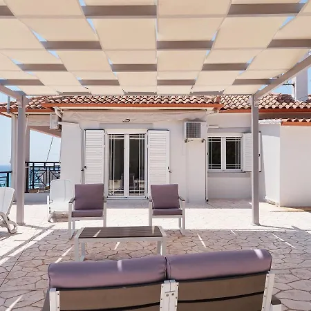 Thea Apartment Finikounda