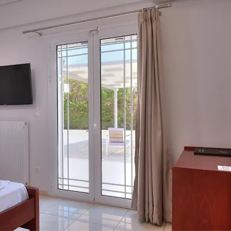 Apartment Thea Finikounda