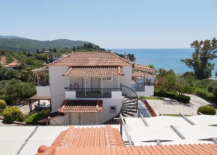 Appartement Thea Finikounta